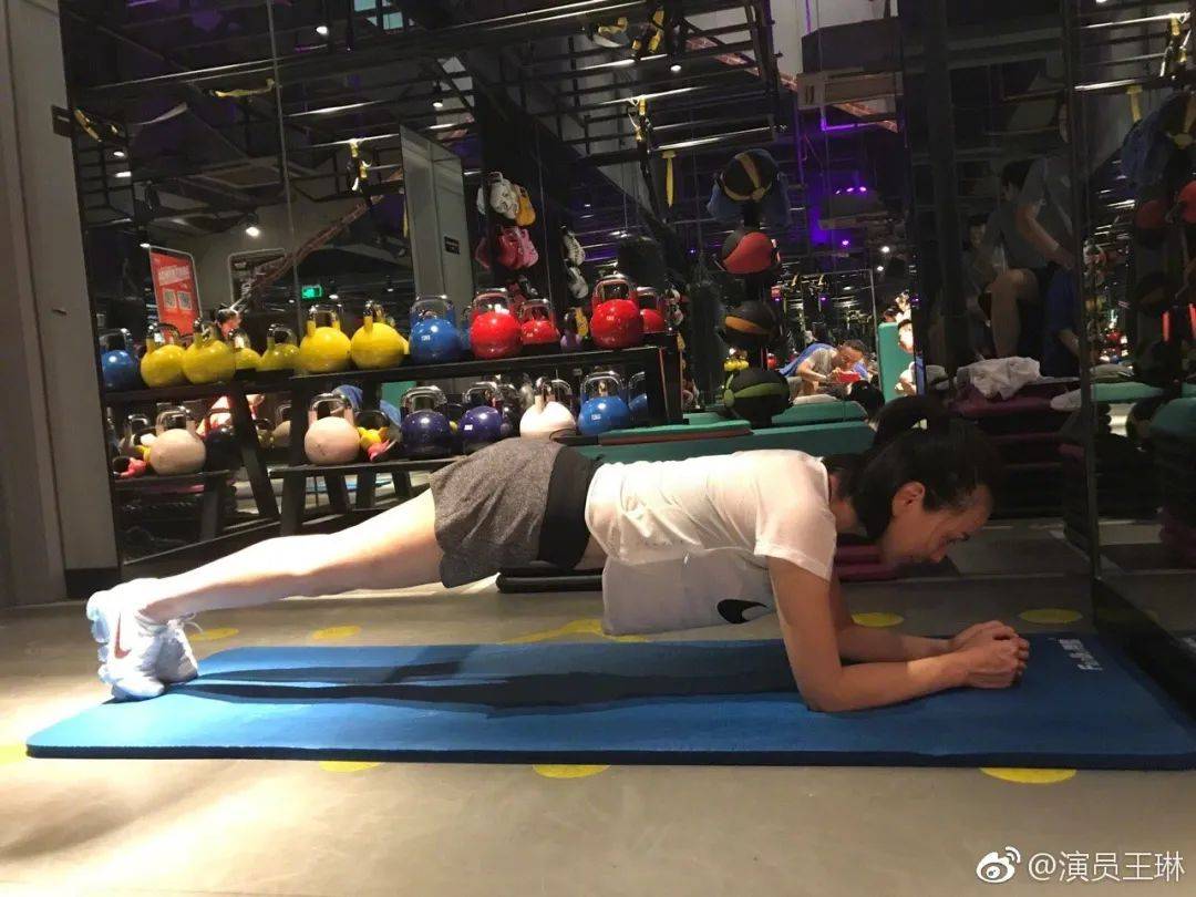 王琳和儿子的“病态”关系，其实是很多人的现状
