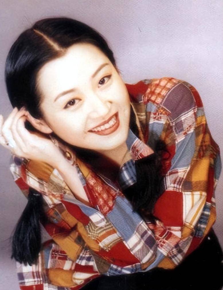 尤勇智刘晓春离婚33年，一个再婚无儿无女，一个嫁郭凯敏苦尽甘来