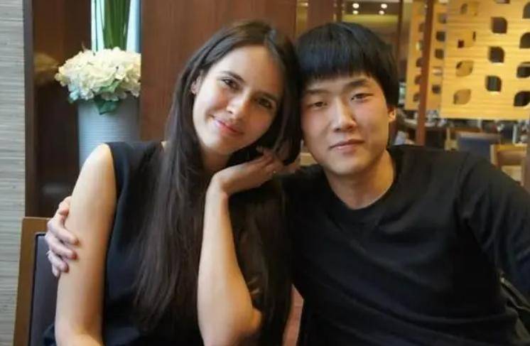 2015年，福建一男子娶东欧模特为妻，新婚之夜，新郎被当头一棒！