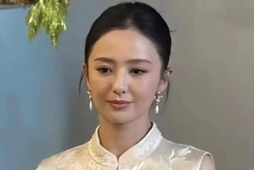 董璇不想办婚礼！全程被张维伊和亲妈推着走，又被道德绑架妥协了