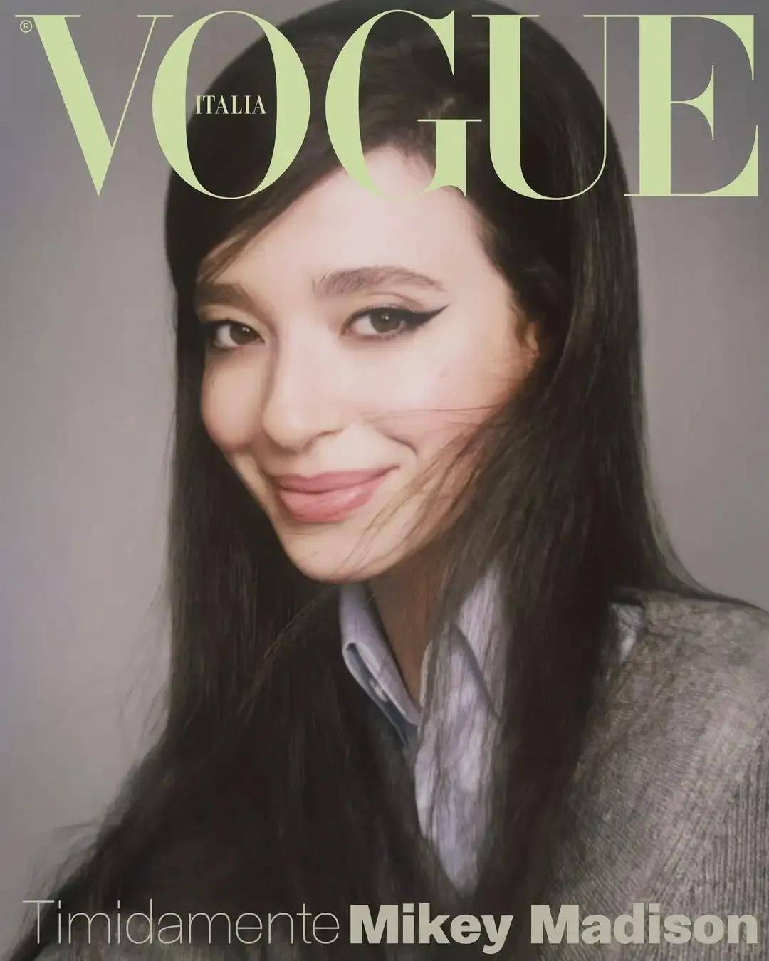 奥斯卡影后对决、古董香奈儿高定坐镇、女魔头自我致敬——VOGUE九月刊封面大战