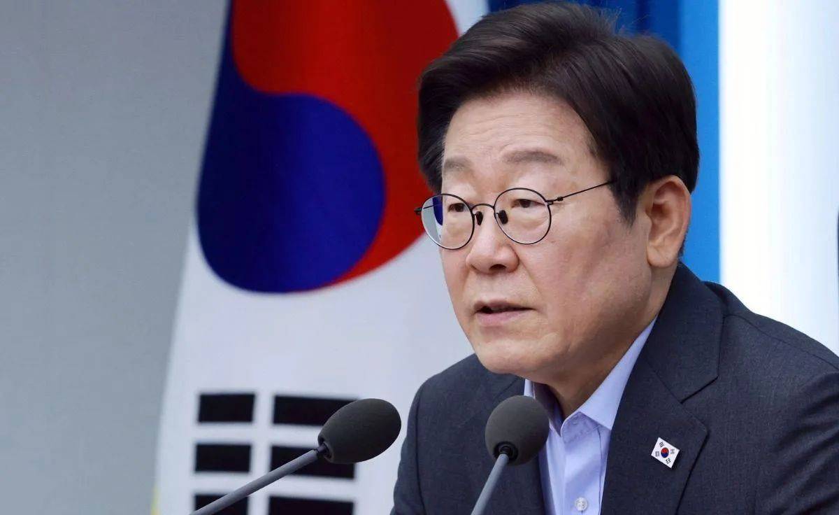 会晤特朗普前夕，李在明鼓起勇气给中方独一份待遇，对美强硬表态：驻韩美军去台海？难以同意！