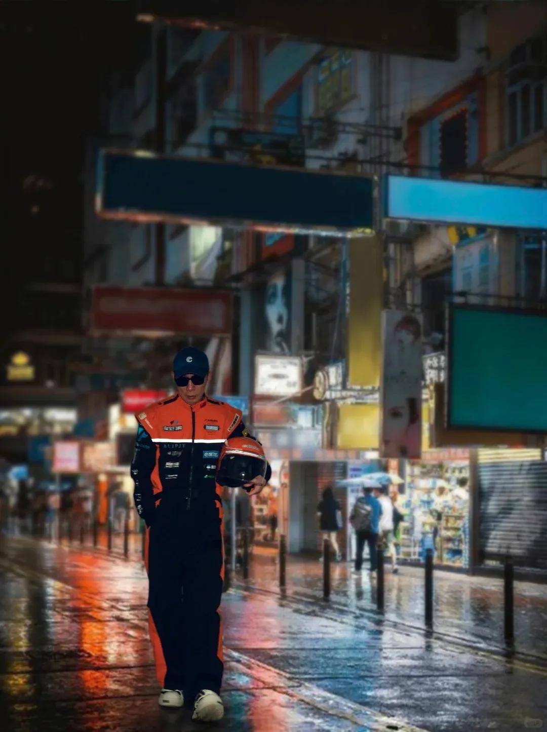刘强东穿京东外卖服撞衫法拉利车手，黄景瑜同款骑手装登上福布斯