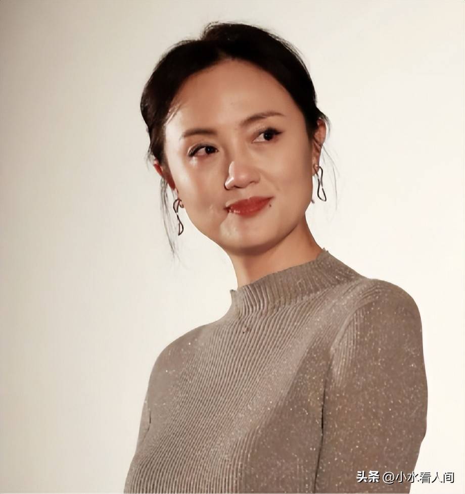 朱媛媛去世仅三个月，恶心一幕发生，辛柏青被撮合娶马伊琍过日子