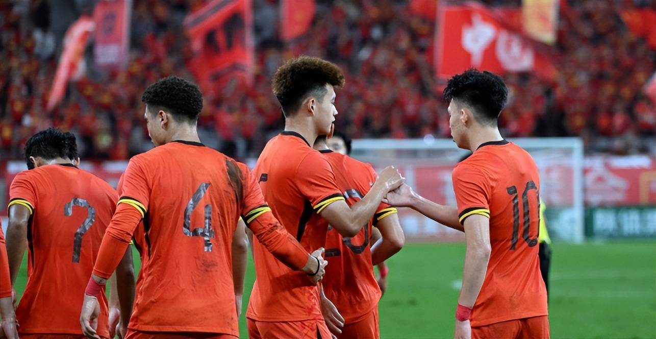 原创             U23国足VS北马里亚纳群岛：王牌铁腰缺阵 蒯纪闻领衔 朱鹏宇冲锋