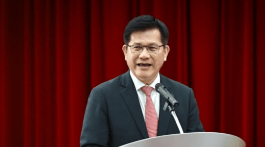 菲律宾蹭九三阅兵热点，加澳海军舰队联合踩红线，过航台海，中方枪打出头鸟，必须付出代价
