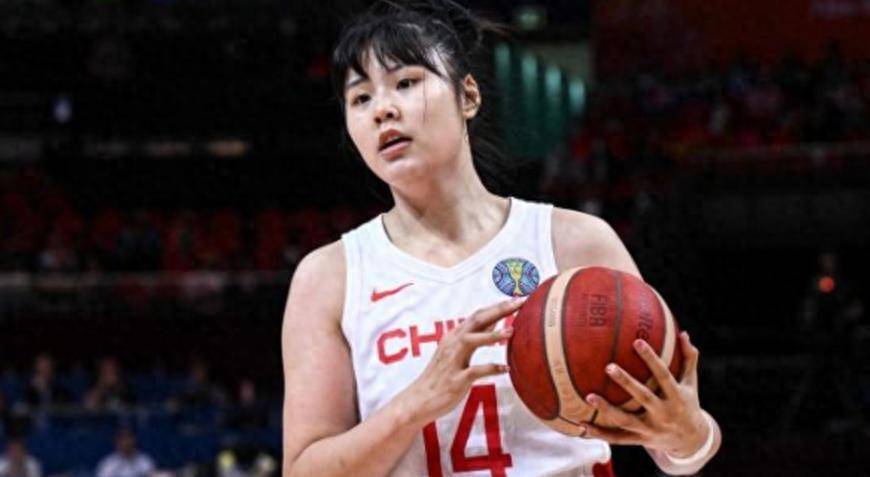 中国女篮又有大动作中国女篮核心球员李月汝宣布将收购欧洲球队原因令人敬佩欧洲篮球联赛中文网__赛程比分+球队资讯+盘口分析