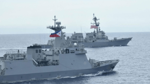 黄岩岛传来捷报，三国军舰涌入南海，中方挑明后果，马科斯发现不妙，菲律宾求锤得锤