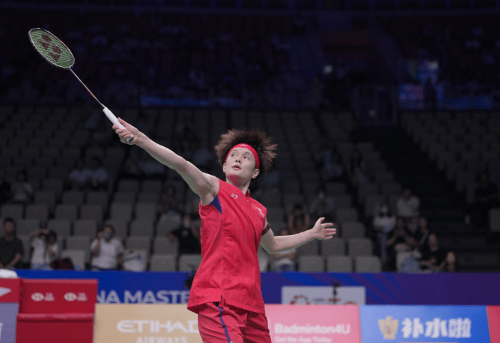 原创             挽救4个局点逆风翻盘！王祉怡2-0横扫世锦赛冠军，下场为队友复仇