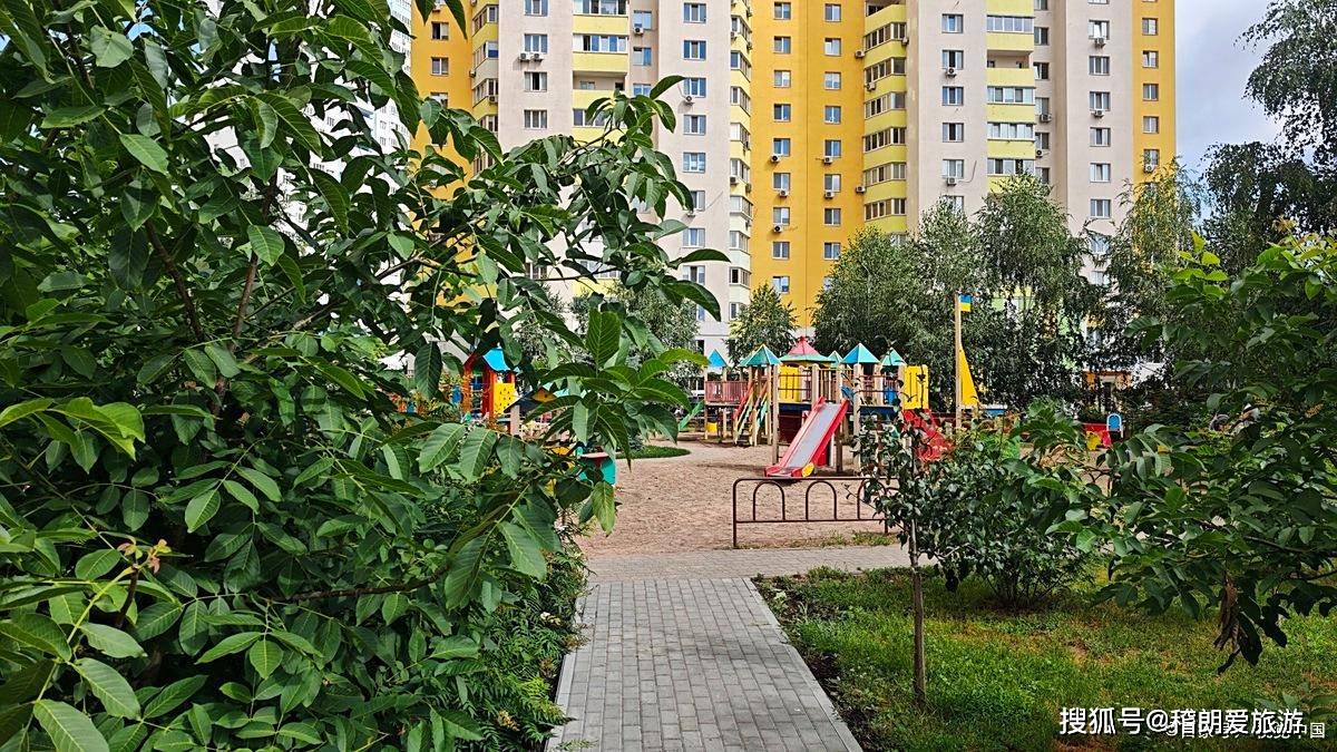 2025权威合法彩票平台_赛车_时时彩_体彩【官方推荐】花2元买的彩票线万吗？白岩松一语道破真相