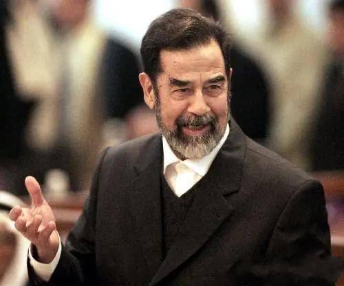 宁可被追打，萨达姆也要将800架战机埋进沙漠，为何？