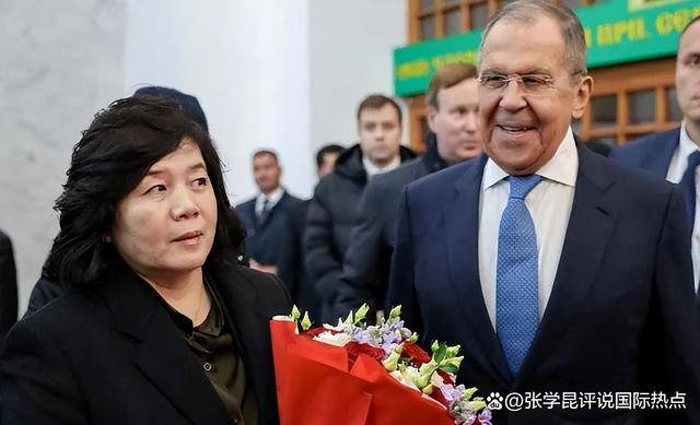 金正恩返朝不足一月，再做重大决定，俄罗斯有的待遇，中国也得有