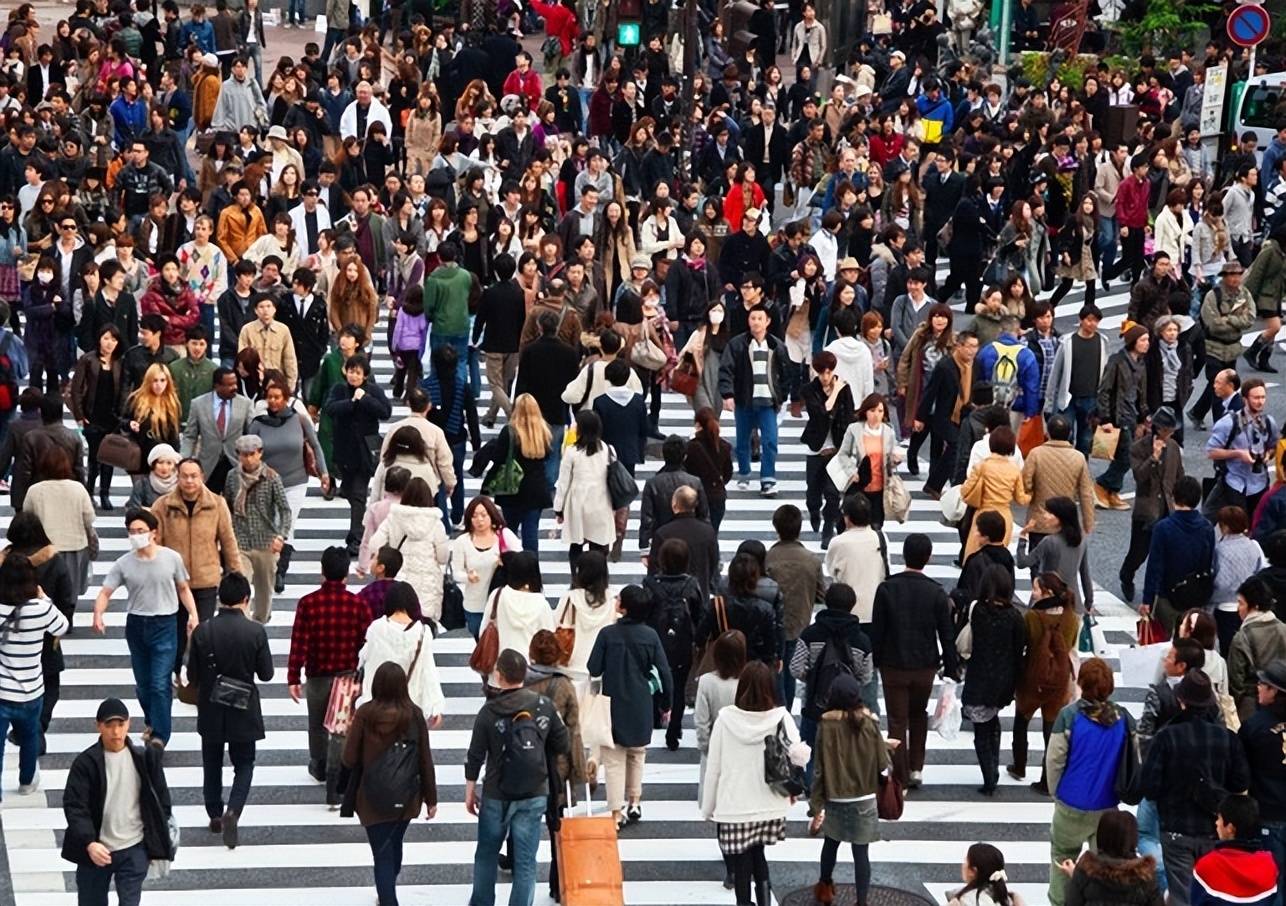 日本网友公开称：假如日本沉没，我们的1.3亿人口中国必须接收