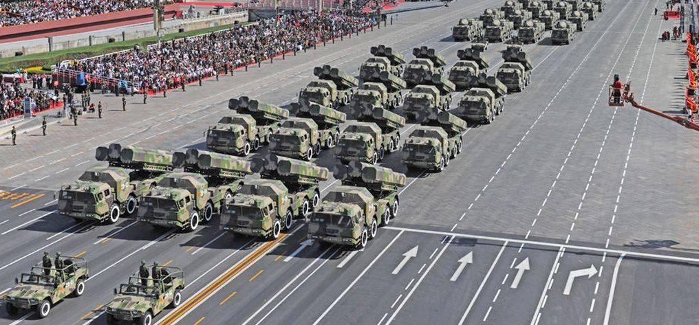 美国狂秀军力，93阅兵的阳谋果然起了奇效