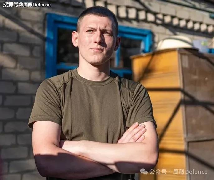 乌军炮兵一举炸毁5座桥！俄第8军被打得要重建？英雄“鲁斯”