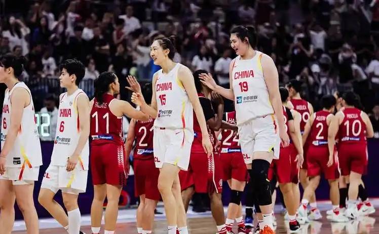 原创 主动请缨,名帅或上任女篮,女性,曾和男篮国手恋爱,宫鲁鸣看懂