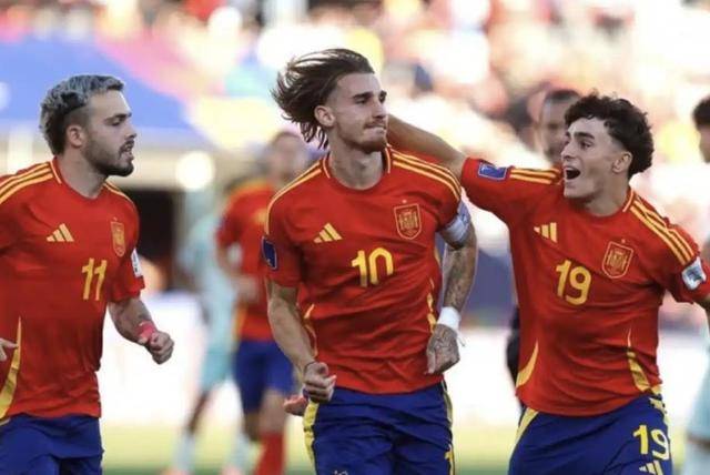 2-3！2-0！世青赛4强诞生2席：西班牙遭绝杀阿根廷再迎南