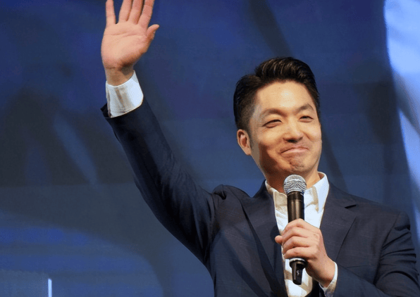 国民党主席选举在即！韩国瑜突然表态，罗智强为郑丽文说了公道话，关键时刻，蒋万安有特殊动作