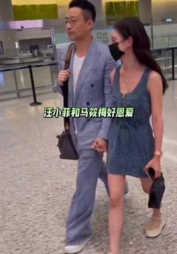 汪小菲带娃郊游！8岁汪希箖高鼻梁帅气，小玥儿腿晒黑笑容依旧！