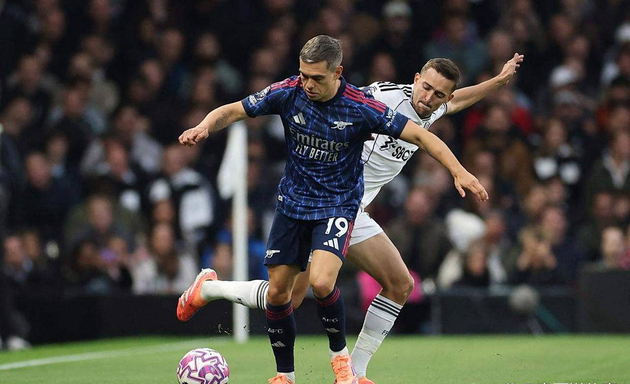 英超最新积分榜公布！阿森纳4胜1平稳坐榜首曼城连胜升至第2位英格兰足球超级联赛