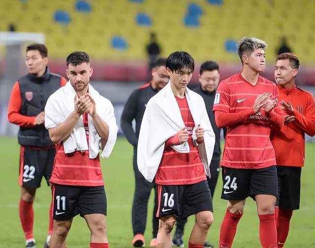 原创 争议!媒体人:亚冠想出成绩,中超应学沙特联赛彻底放开外援!