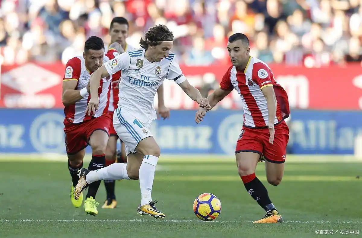 “西班牙足球甲级联赛今日前瞻：皇马对阵巴萨