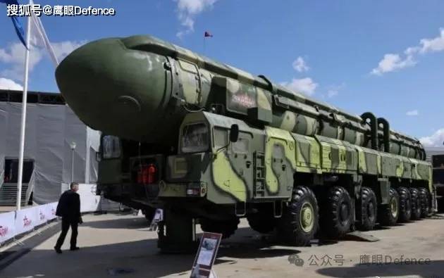 时隔两年，泽连斯基揭秘：深入俄罗斯摧毁“榛树”高超音速导弹