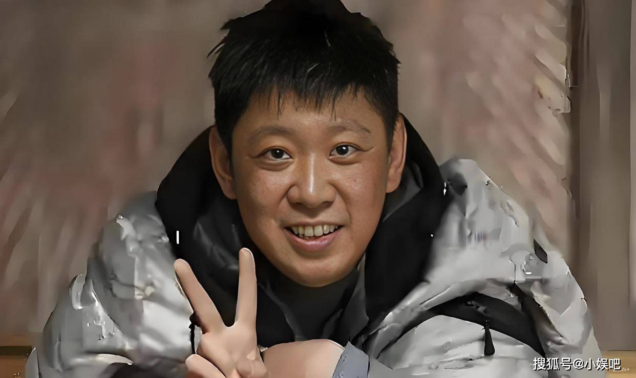 《父母爱情》没想到这俩是真夫妻，恩爱40年无绯闻，儿子也不简单