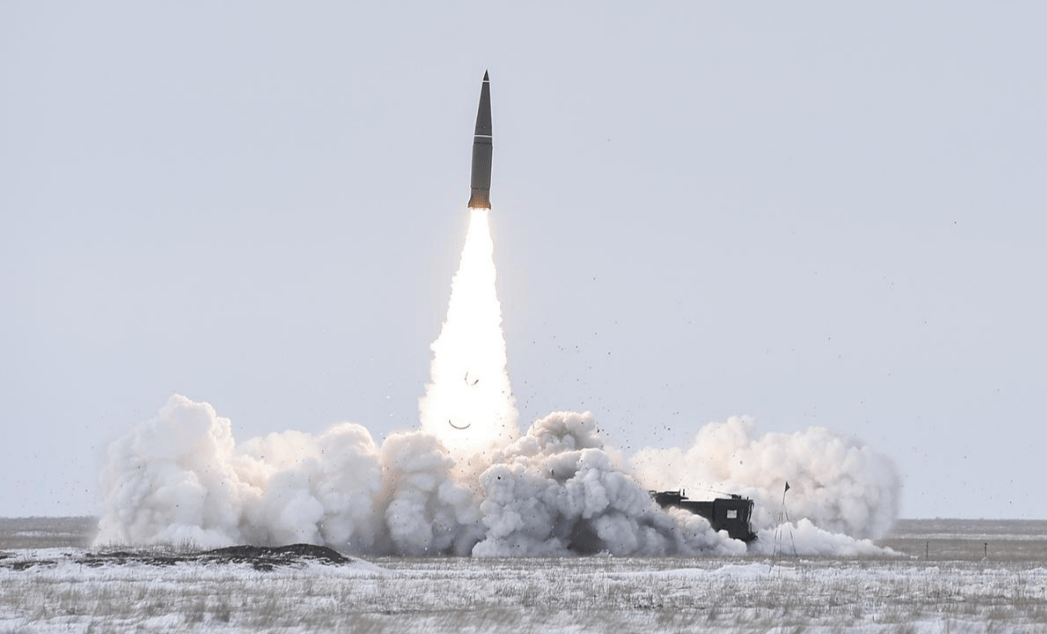 死伤惨重!俄军导弹从天而降,北约“大鱼”被炸,乌克兰新兵也没被幸免