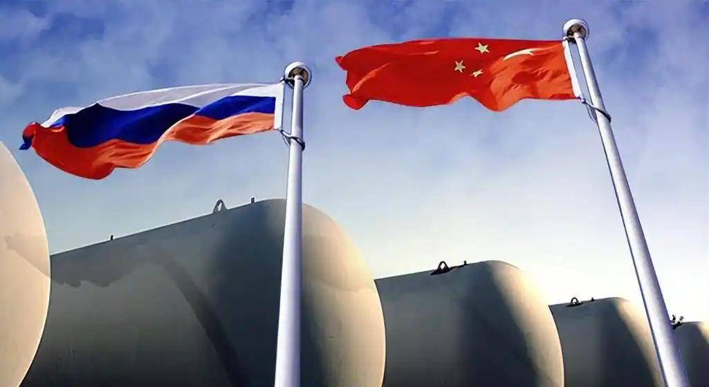 美籍华人裴敏欣:俄罗斯一旦打赢乌克兰,损失最惨的是中国