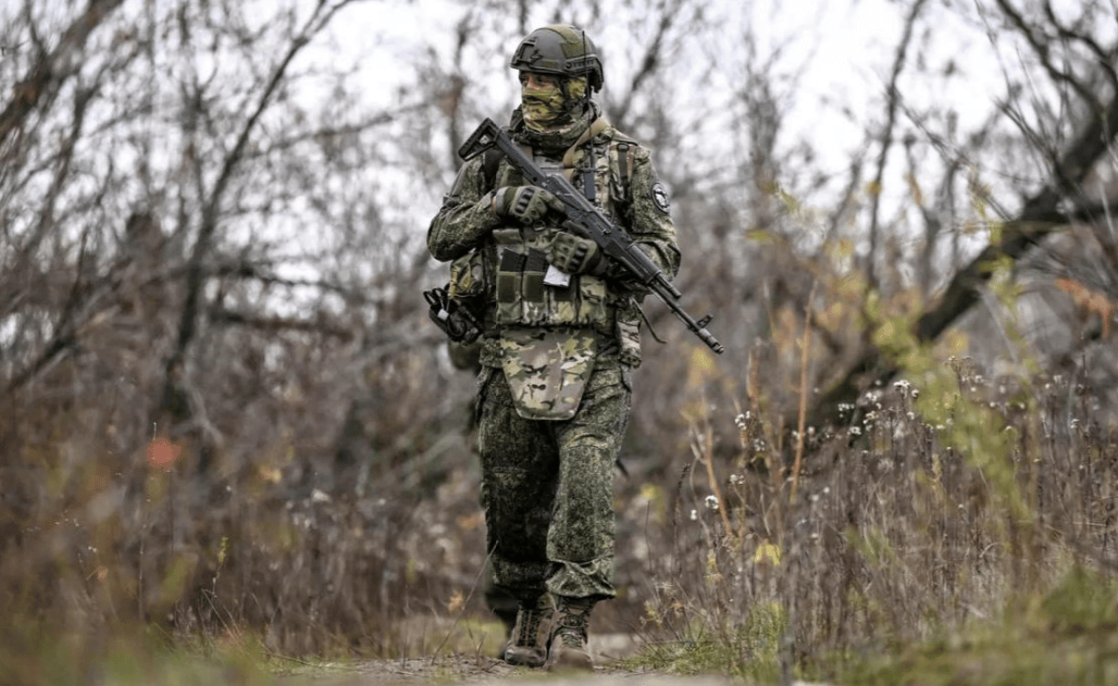 乌军上演5镇大撤退，俄罗斯军队勇猛如潮冲破新战线，乌克兰又一州“十万火急”！