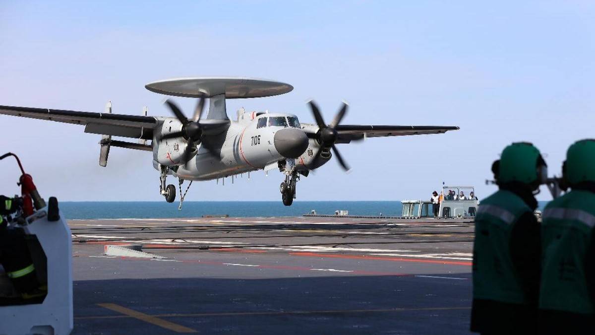 沈飞明确表示:空警600无法滑跃起飞!若造6艘山东舰,空警600一定能上