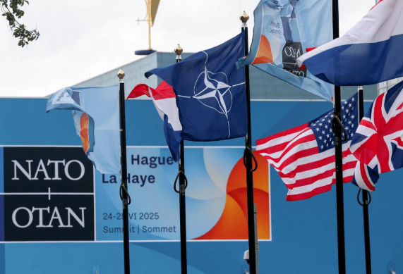 80万大军进逼俄罗斯，俄德冲突在所难免？德军司令当众叫嚣，普京通知全球，局势类似二战前