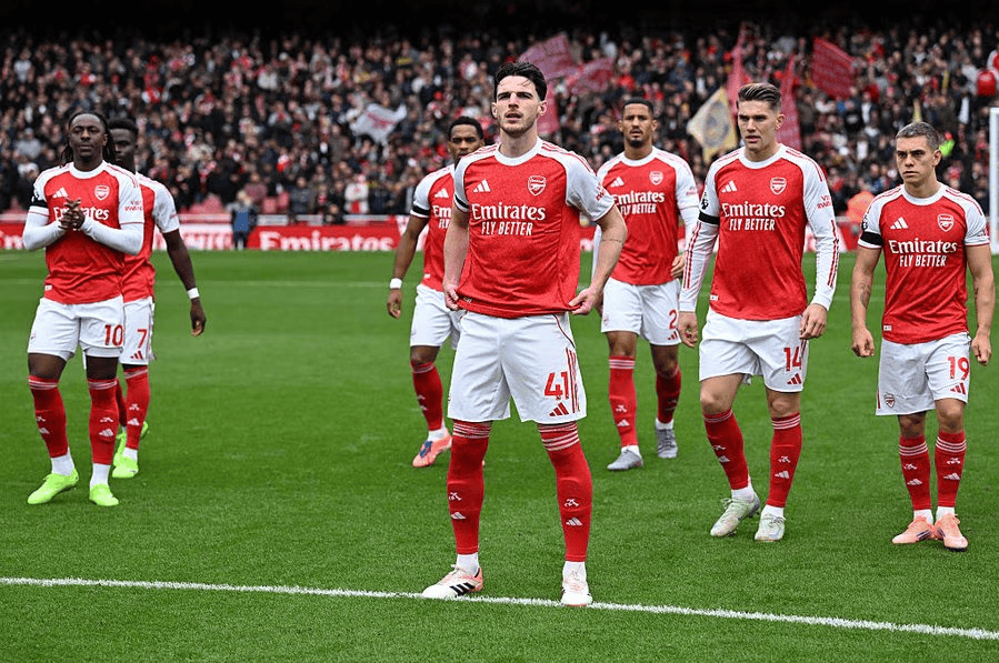 英格兰足球超级联赛3-02-2！英超12亿豪门14场不败北伦敦德比百亿对决CCTV5不直播