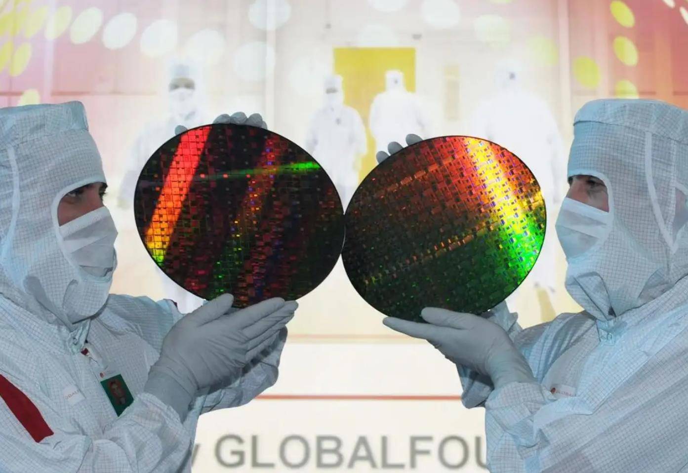 原创             外媒：中国买了超多ASML光刻机，10年不用愁，制造3nm芯片都行