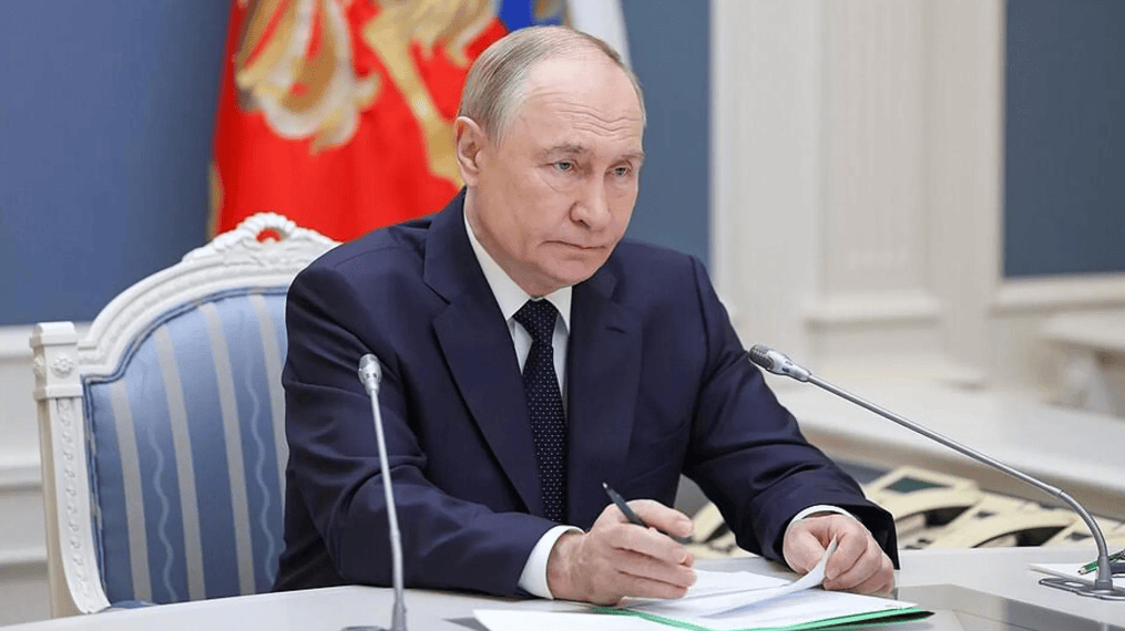 美俄交易突然曝光，泽连斯基只有割地才能停火！乌克兰着实被卖了一个好价钱