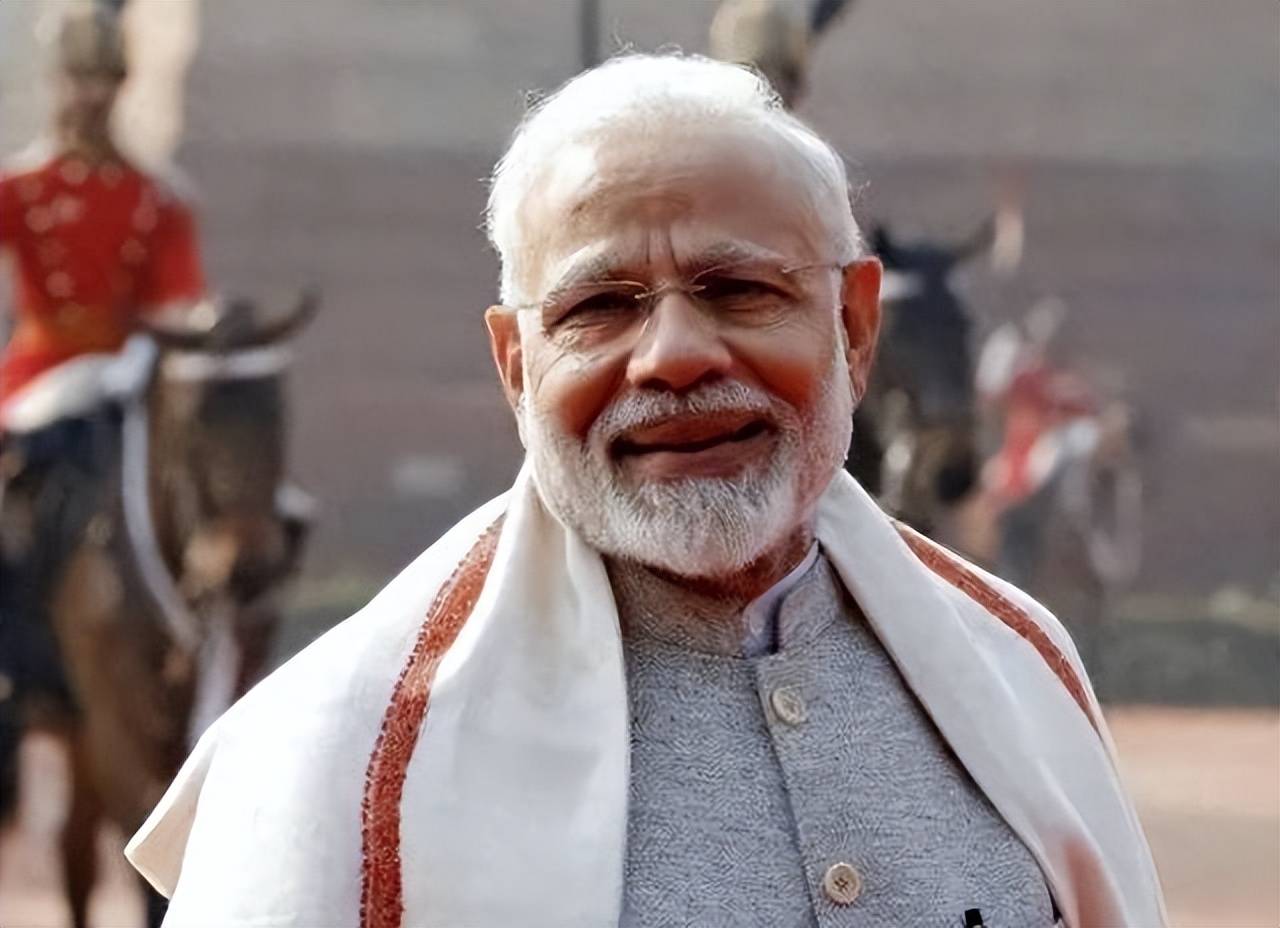 原创             中国手机全面撤离？莫迪开始慌了，外媒：更可怕的才刚刚开始