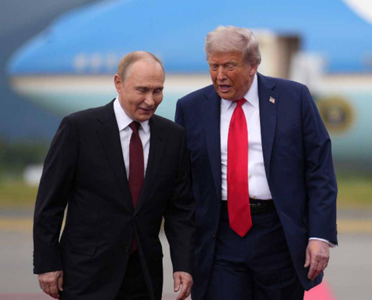 美俄密谈细节流出，特朗普提出“28点方案”，关键时刻，绍伊古险遭暗算