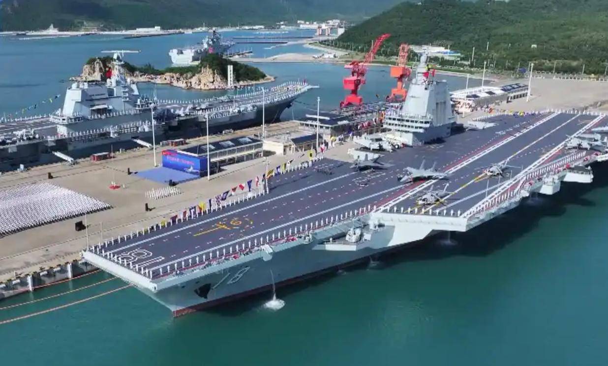 解放军2天3个动作，向全世界宣告统一决心，赖清德后路彻底被堵死