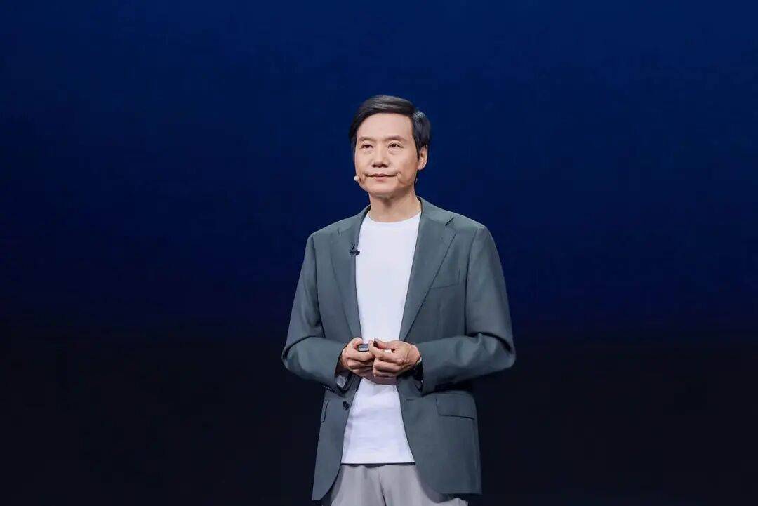 小米：神话和笑话的差距，不在热搜榜