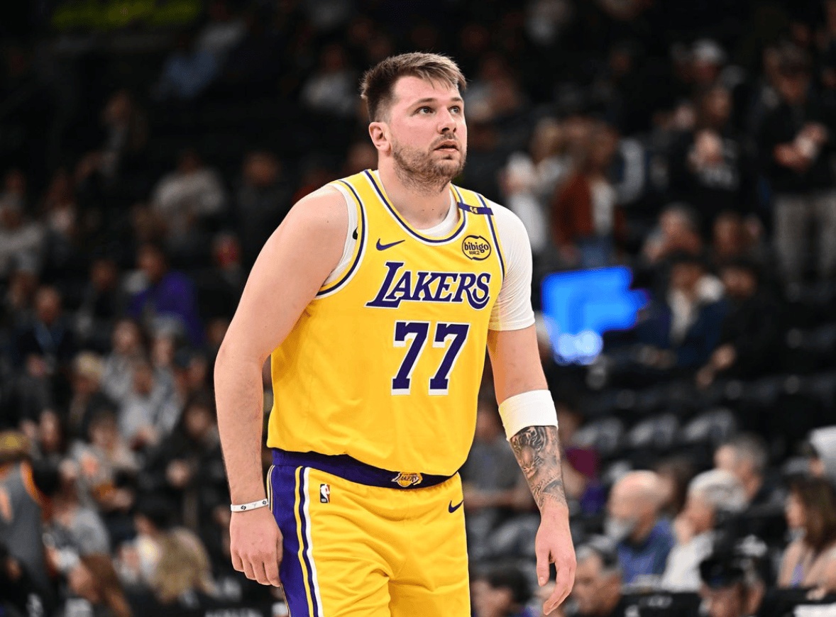 米兰体育- 米兰体育官方网站 世界杯官方指定投注平台热议：108-125负太阳！东契奇高分空砍但9失误刺眼 追平个人生涯纪录