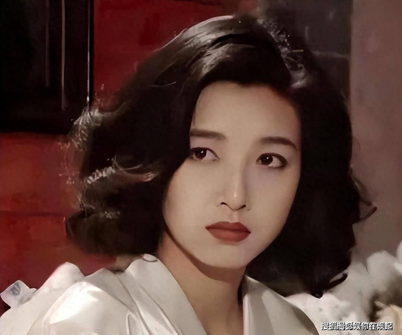 钱多未必无忧!58岁江珊现状曝光,为中老年明星敲响警钟