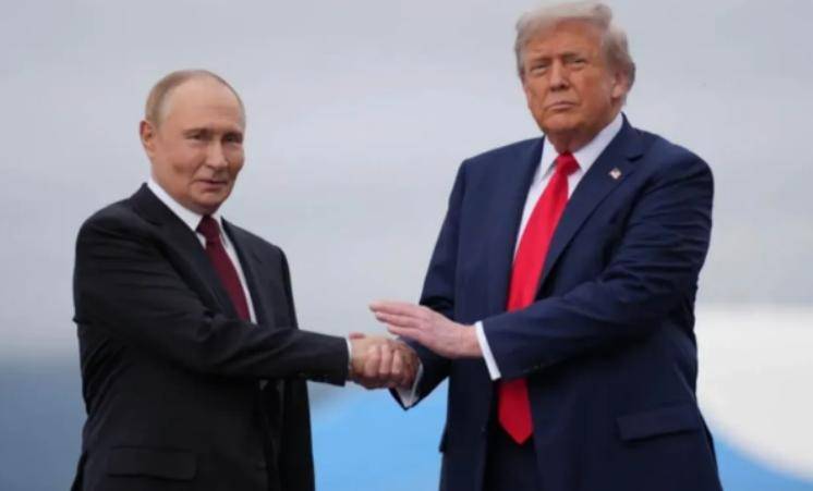 特朗普一纸文件,承诺“结束北约的永久扩张”!克宫拍手叫好,美俄都想到一块去了