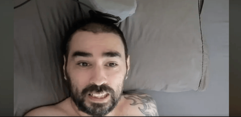 马斯克脑机神秘4号受试者“人间蒸发”?视频里开心说能工作养家糊口,私下却陷入放弃生命状态