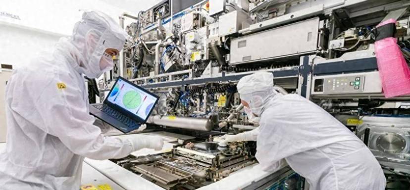 让光刻机变成“废铁”?中企正式官宣,日、美企业最担心的事来了