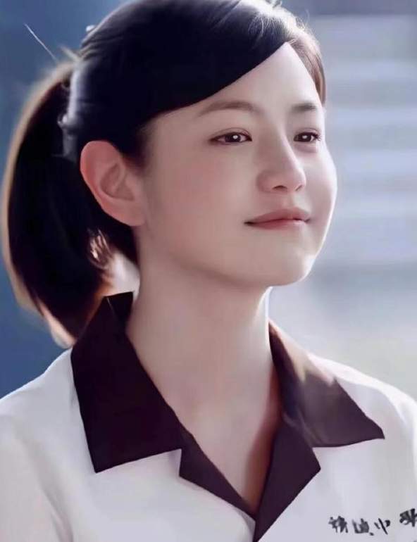 狙击蝴蝶拿捏姐弟恋,42岁陈妍希离婚后活成少女,你羡慕吗?