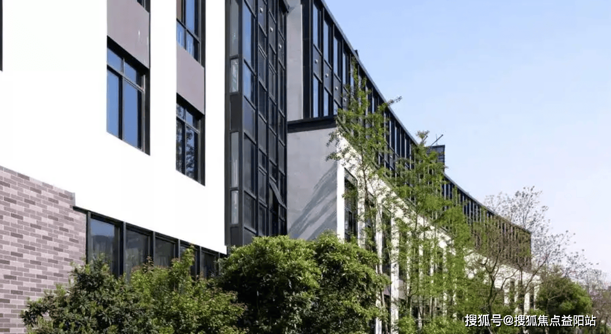 上海西郊协和调养院日间照管供职核心2025新看点：照顾项目电话代价速览