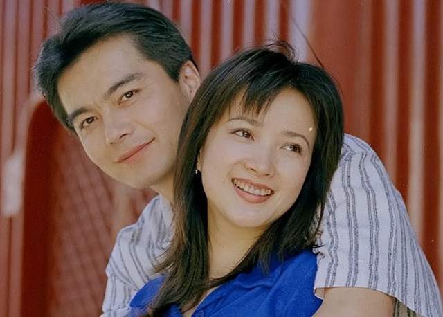 曝61岁演员何晴去世细节!因脑瘤退圈,演遍四大名著,人美感情弱