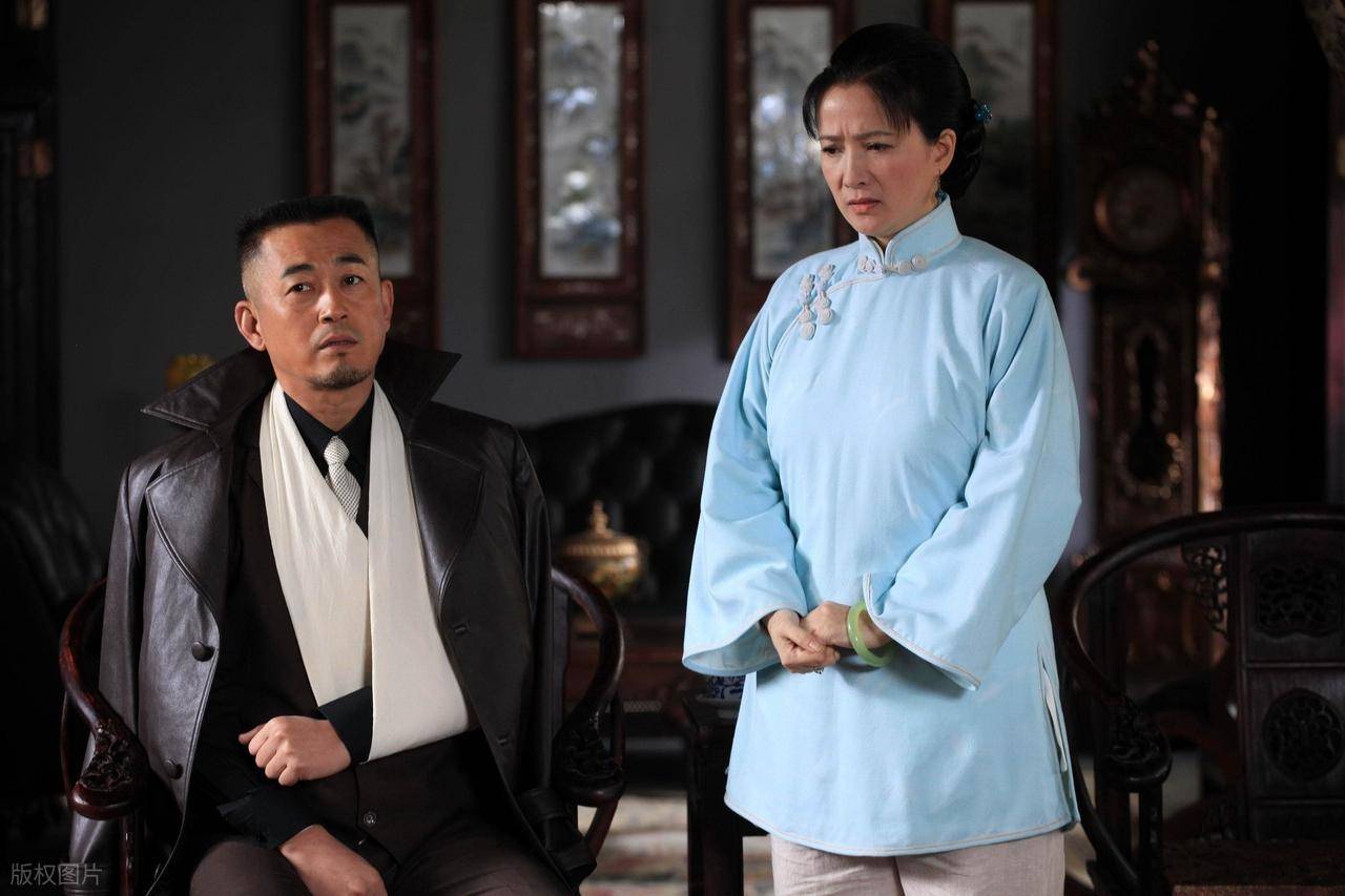 医生曝许亚军为何晴付10年医药费,以儿子名义给生活费,重情重义