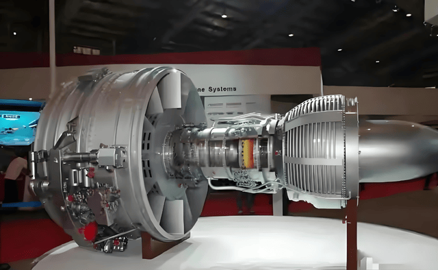 惊喜来得猝不及防:“小胖妞”运-30来了,运-9会被淘汰吗?